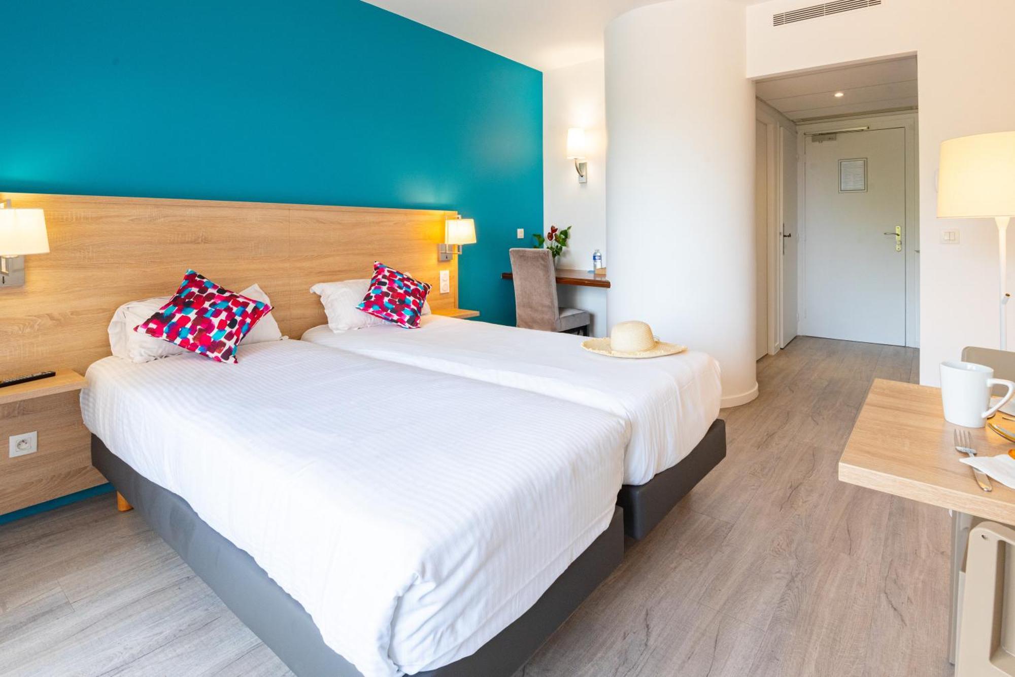 Zenitude Hotel-Residences Ле-Канне Экстерьер фото